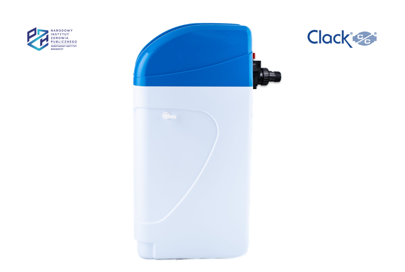 niebiesko-biały zmiękczacz wody w kompaktowej obudowie z głowicą Clack ws1ci i zaworem bypass