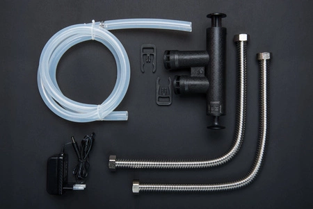 Kompaktowy zmiękczacz BERG 15L wbudowany By-pass