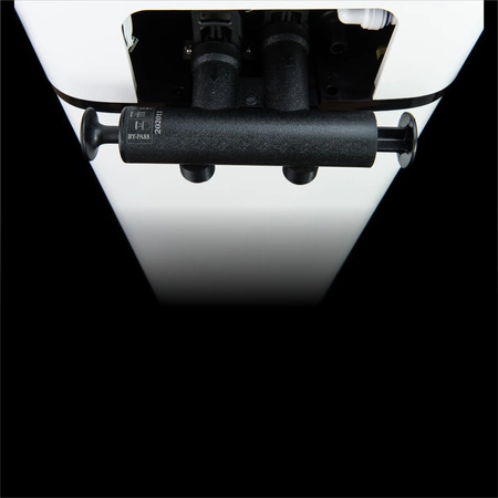 Kompaktowy zmiękczacz BERG 15L wbudowany By-pass